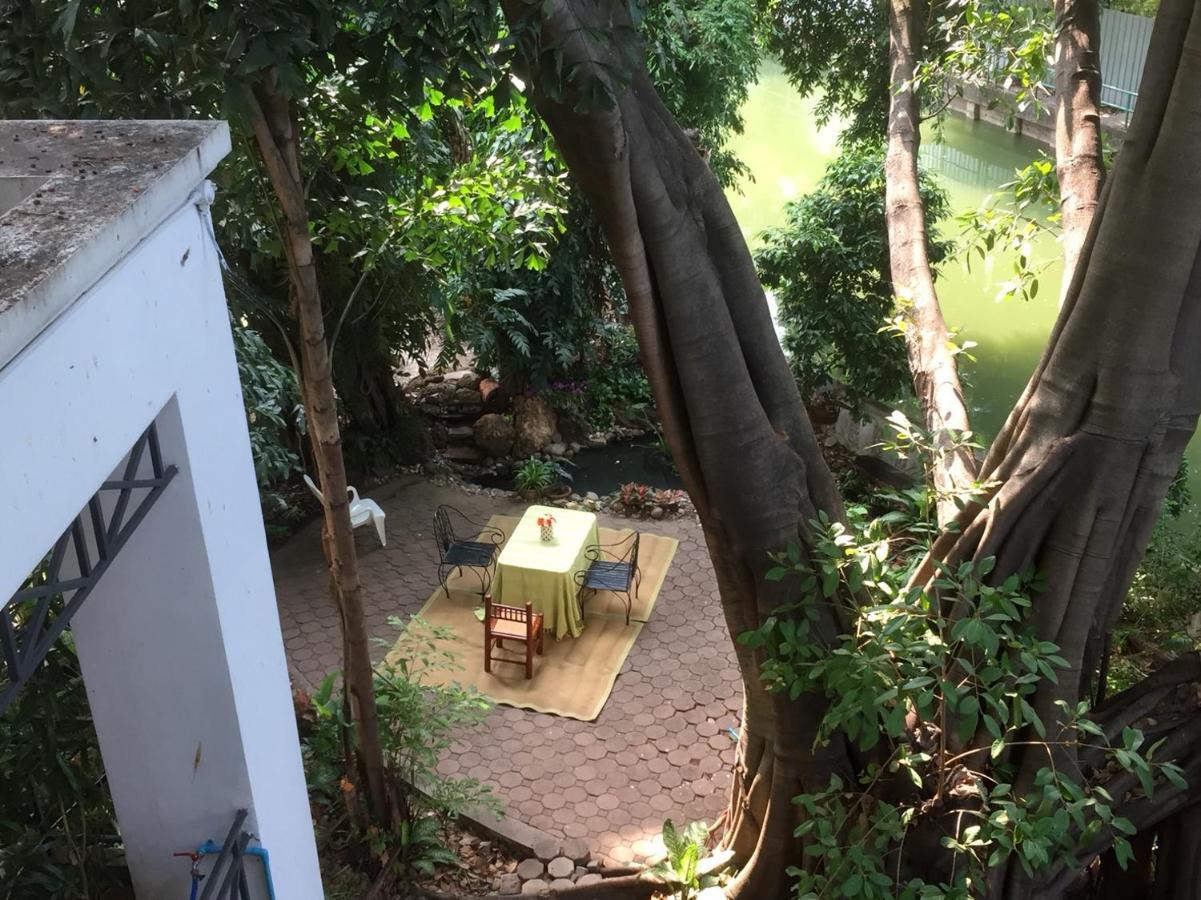 Cozycomo Bangkok Dış mekan fotoğraf